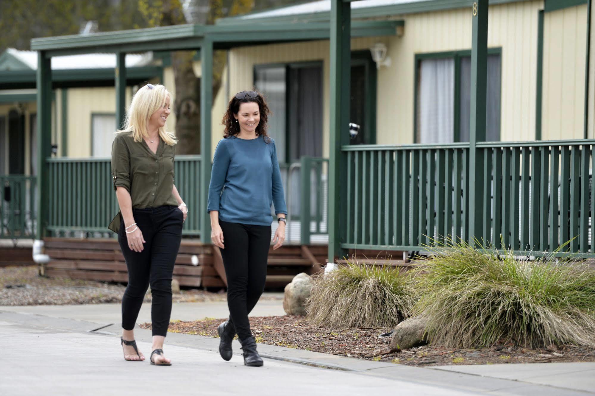 Riverside Cabin Park Shepparton Exterior photo