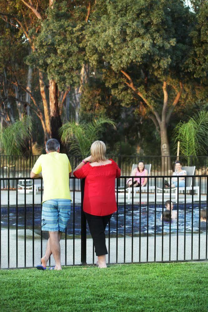 Riverside Cabin Park Shepparton Exterior photo